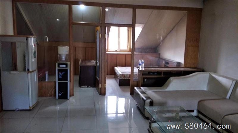 朝阳小区四组团C栋4单元802低价