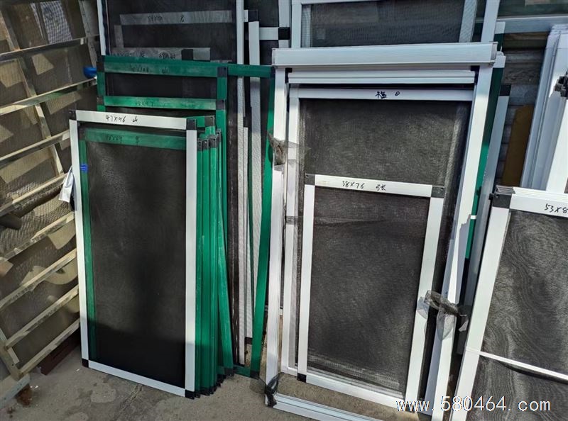 维修门窗，定做纱窗软包防盗门，软包炕围子，榻榻米床垫