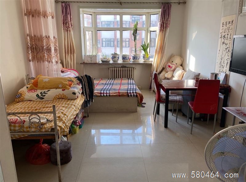 北岸新城4号道4楼出售