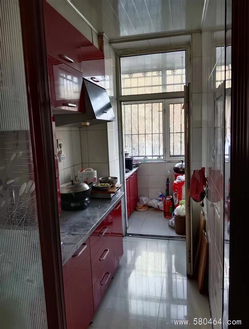 卖楼,房屋位于桃山区银泉小区13号楼