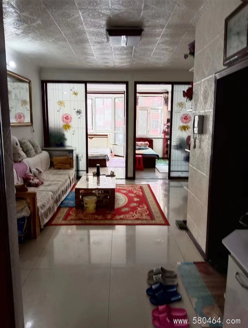 卖楼,房屋位于桃山区银泉小区13号楼