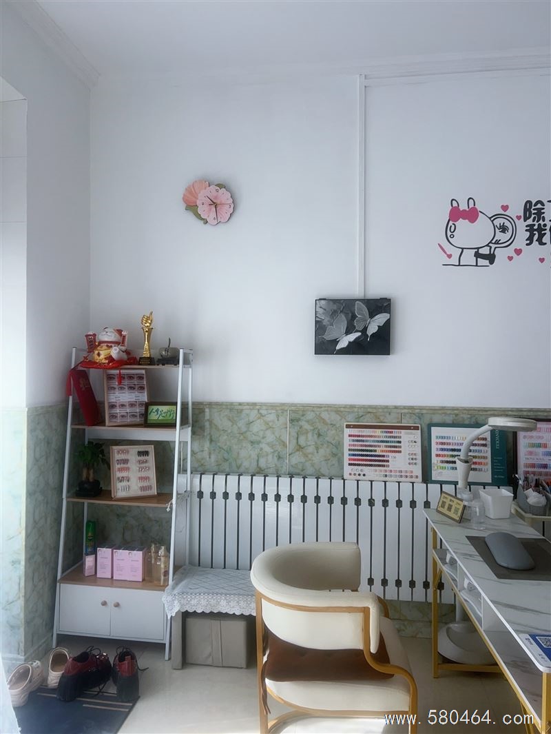 茄子河新东方美甲店外兑