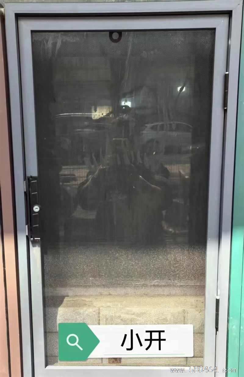 定做各种纱窗,维修门窗,换封条换玻璃换把手合页、 软包防盗门