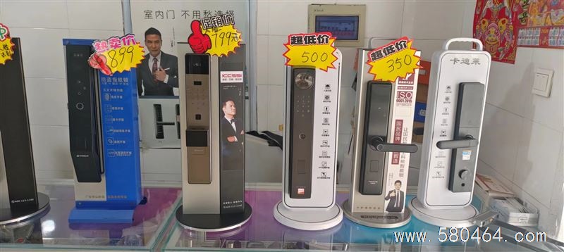 定做各种纱窗,维修门窗,换封条换玻璃换把手合页、 软包防盗门