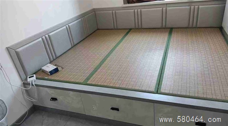 维修销售各种型材门窗~软包防盗门~定做金钢网纱窗